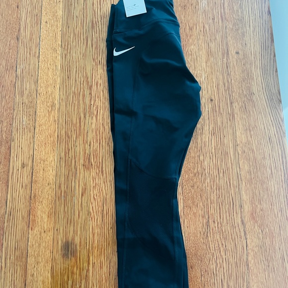 Sold - Picture 3 of 6